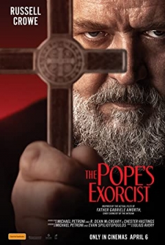 Eerste intense trailer voor 'The Pope's Exorcist' met Russell Crowe