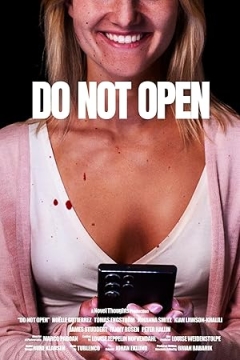 Ongelooflijk spannende horrorfilm 'Do Not Open' toont "de duistere kant van technologie"