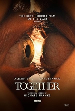 Alison Brie met verguisd acteur in spannende trailer 'Together'
