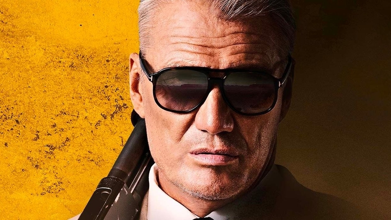 De zeer jonge bruid van Dolph Lundgren maakt tongen los