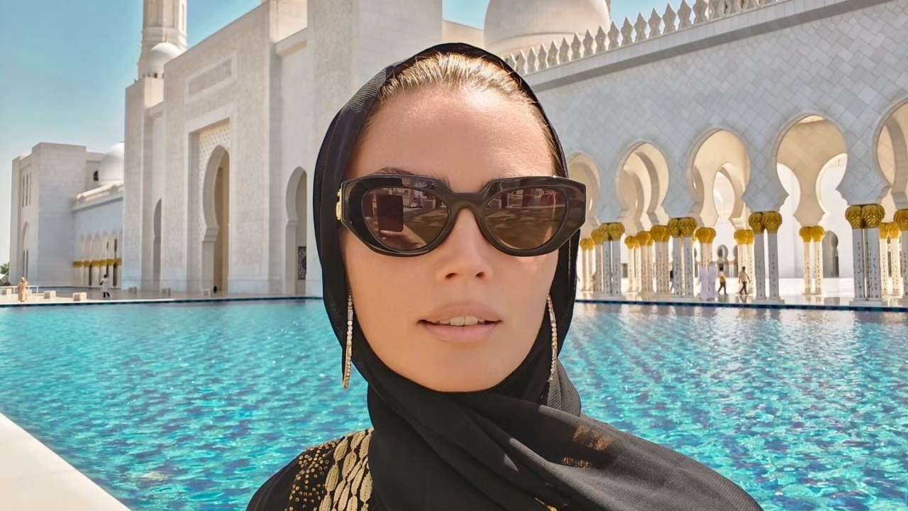 Emma Deckers, Nicolette Kluijvert en Kim Feenstra: drie Nederlandse celebs verrassen op Instagram