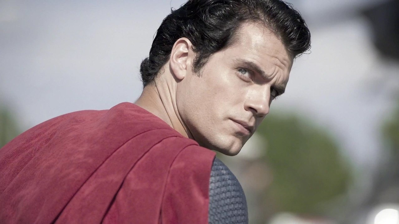 Filmpje: Henry Cavill was op 20-jarige leeftijd ook al een enorme hunk
