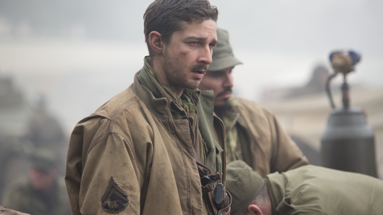 Shia LaBeouf werd kapot gemaakt in Hollywood: "je vergeet zowat dat er liefde in de wereld bestaat"