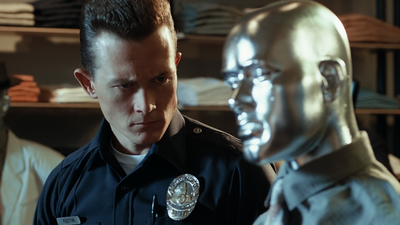 De T-1000 maakt zijn debuut in 'Mortal Kombat', evenals een bekend Schwarzenegger-personage