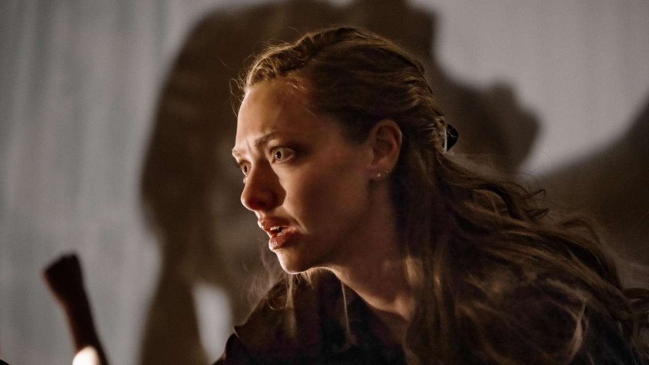 Amanda Seyfried wordt achtervolgd door haar traumatische verleden in de dramatische trailer van 'Seven Veils'