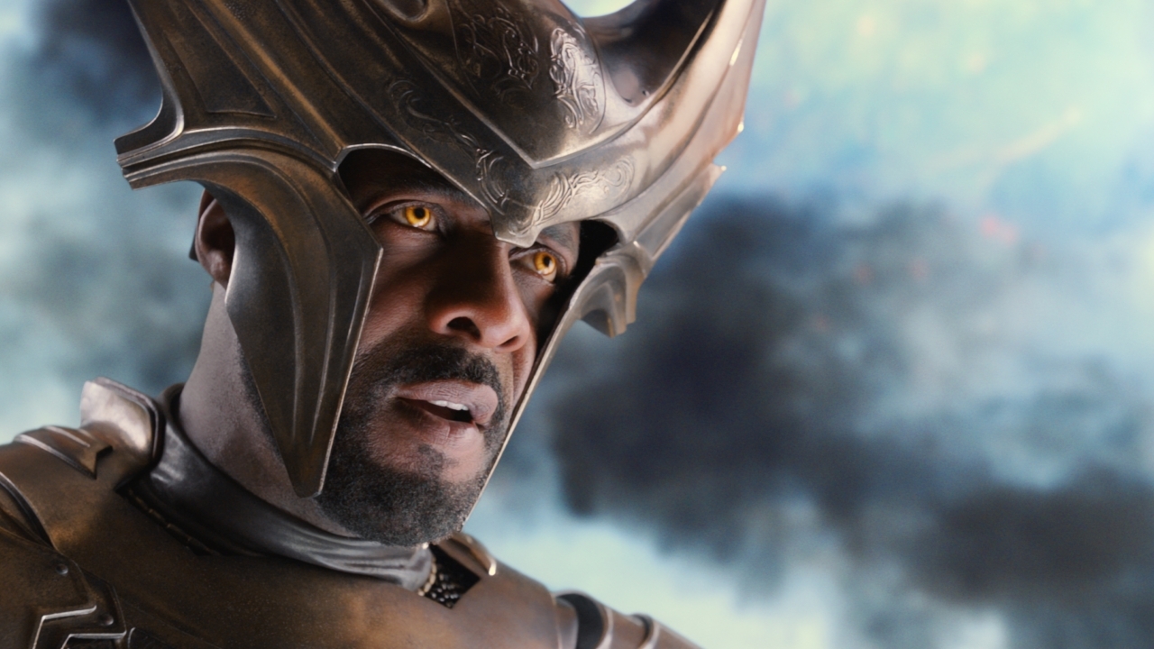 Idris Elba vond deze Marvel-blockbuster helemaal niks: "Totaal geen diepgang"