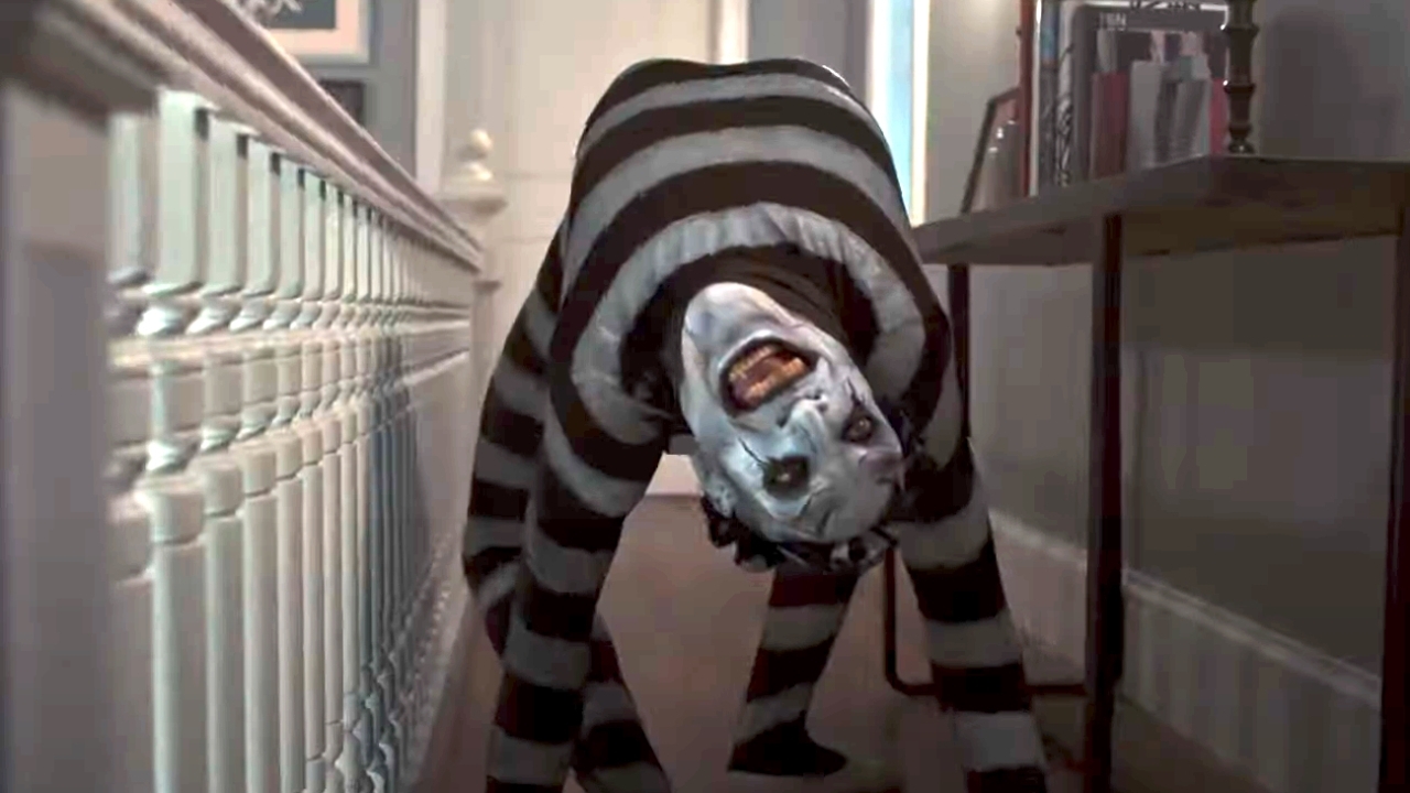 Gestoorde film uit 2021 zet Netflix om zijn kop: "onsamenhangende puinhoop waar niet aan te ontsnappen is"