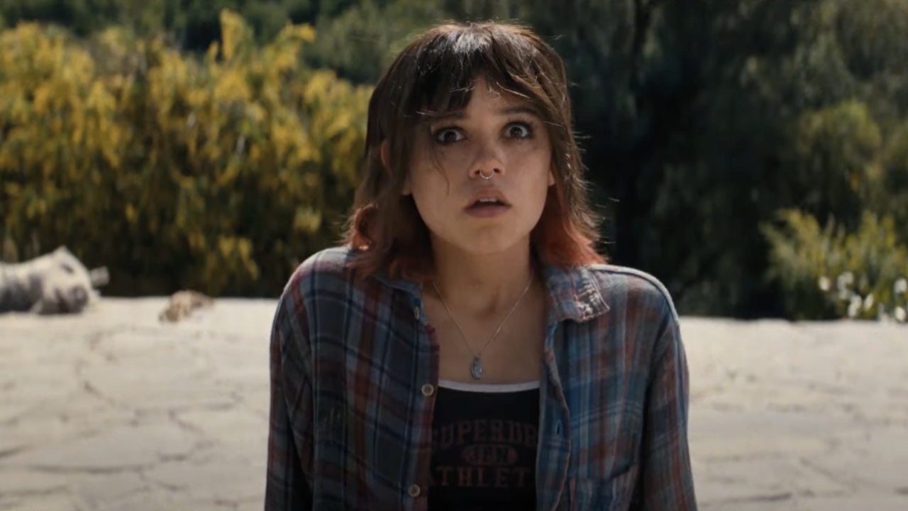 Dit gaat fout: Jenna Ortega met magische eenhoorn in 'Death of a Unicorn'