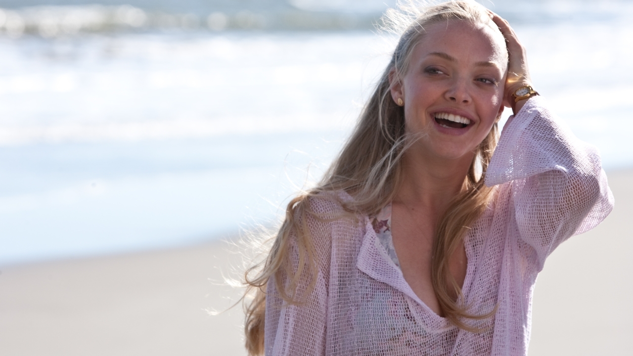 Amanda Seyfried openhartig na blunder: "Mijn borsten vielen eruit"