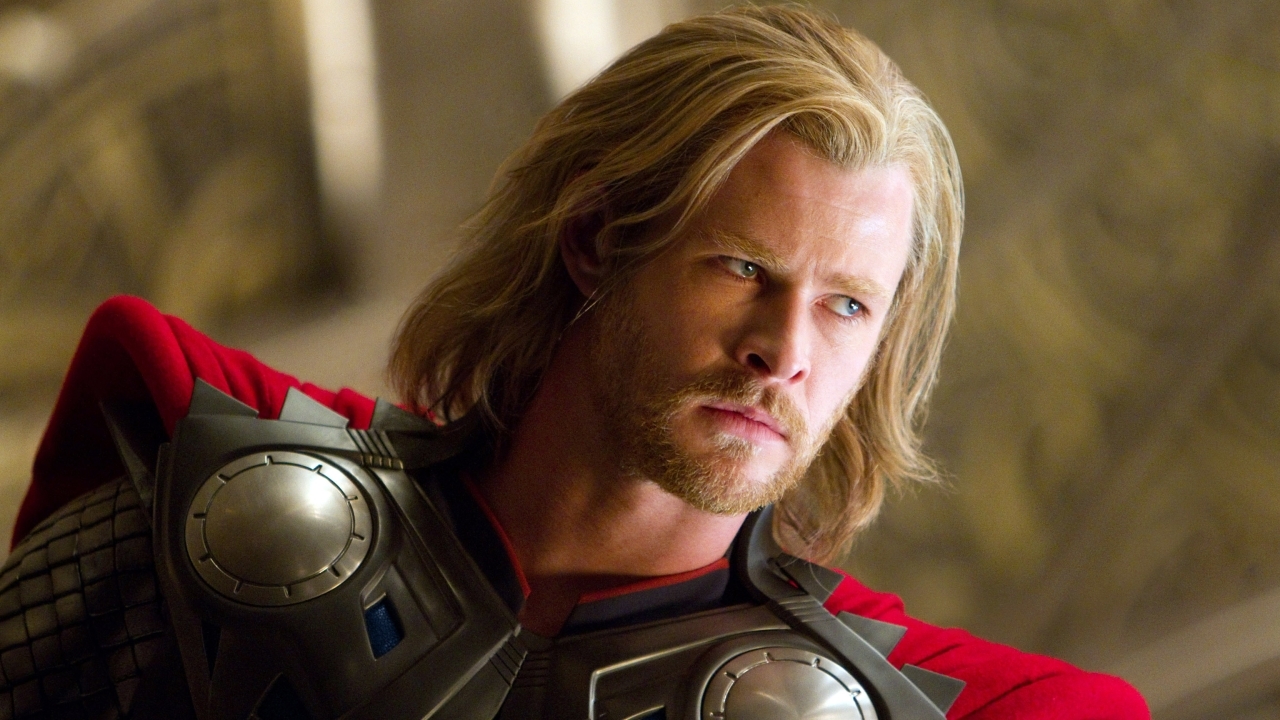 Chris Hemsworth heeft spijt van zijn selfie met Billie Eilish: "We worden nooit vrienden"