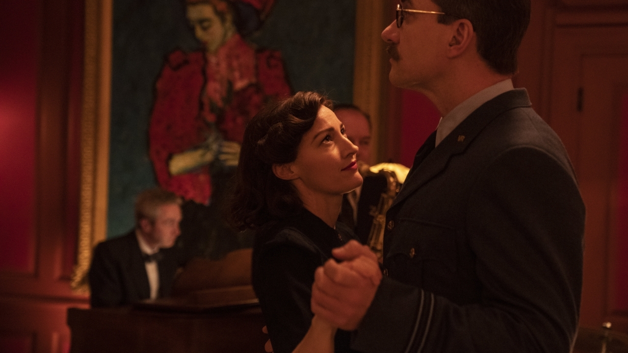 Een meesterlijk geacteerd oorlogsdrama over een ongelooflijke misleiding verovert de tweede plek op HBO Max