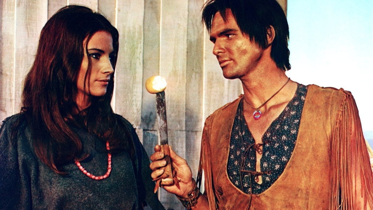 Burt Reynolds had een bloedhekel aan deze film: "Alleen vertoond in gevangenissen en vliegtuigen"