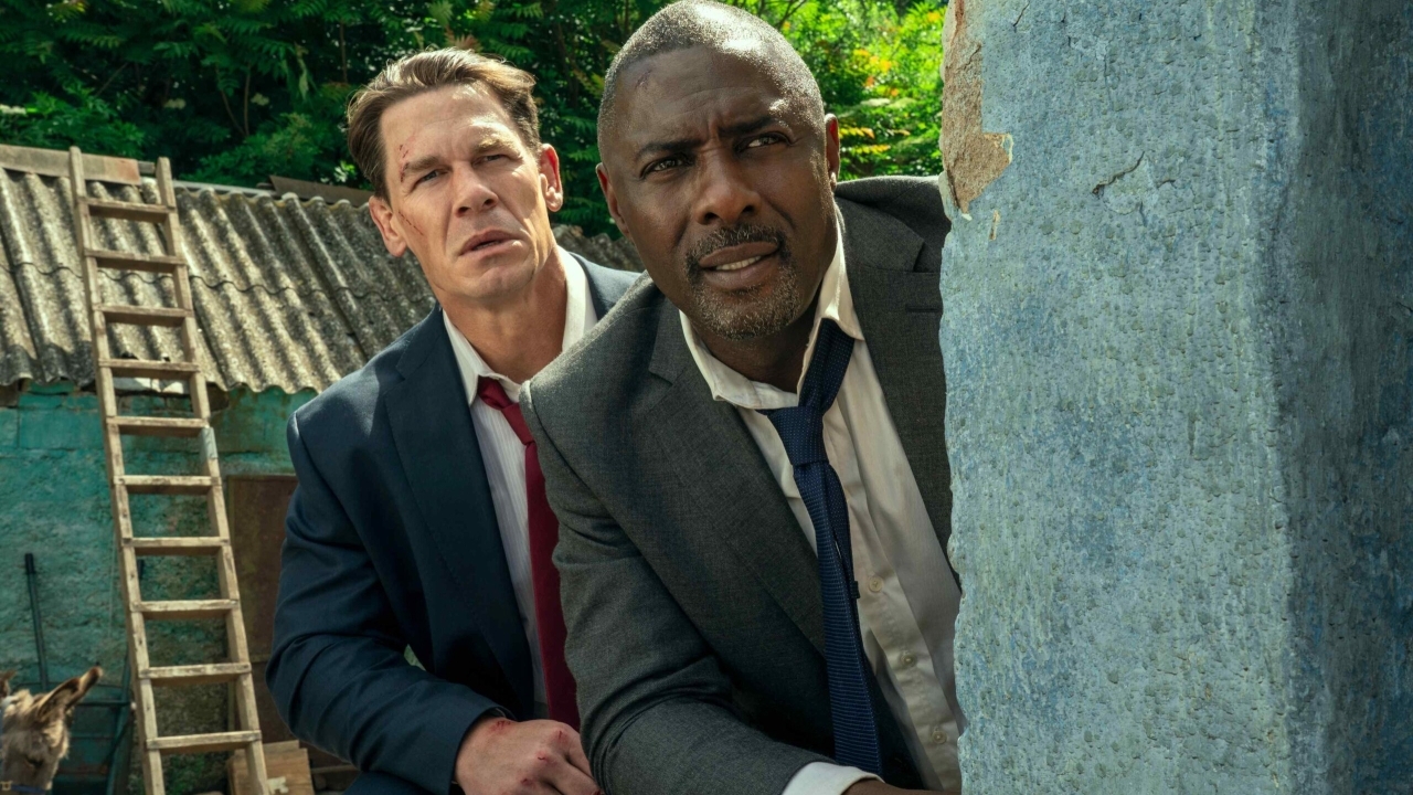 John Cena en Idris Elba gaan er vol voor in trailer 'Heads of State'