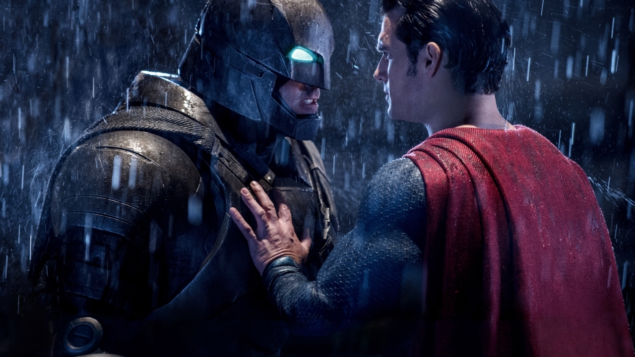 Zo verloopt de eerste ontmoeting tussen Batman en Superman in het nieuwe DC Universe