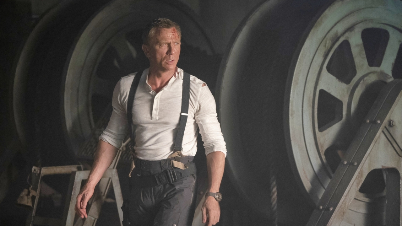 De opnames van deze James Bond-film werden geplaagd door problemen