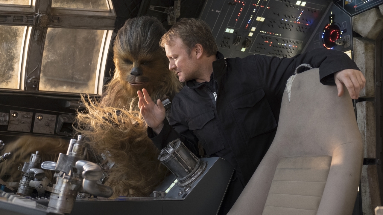 Na zijn 'Star Wars'-debacle vindt Rian Johnson nieuwe liefde: "zolang ik kan"