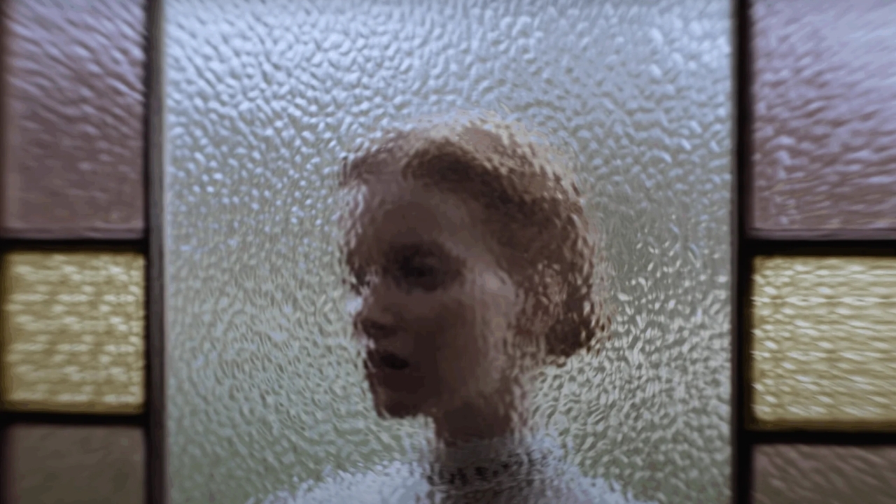 Deze trailer zorgt voor de nodige spanning: 'Keeper' gaat eind 2025 zeker verrassen