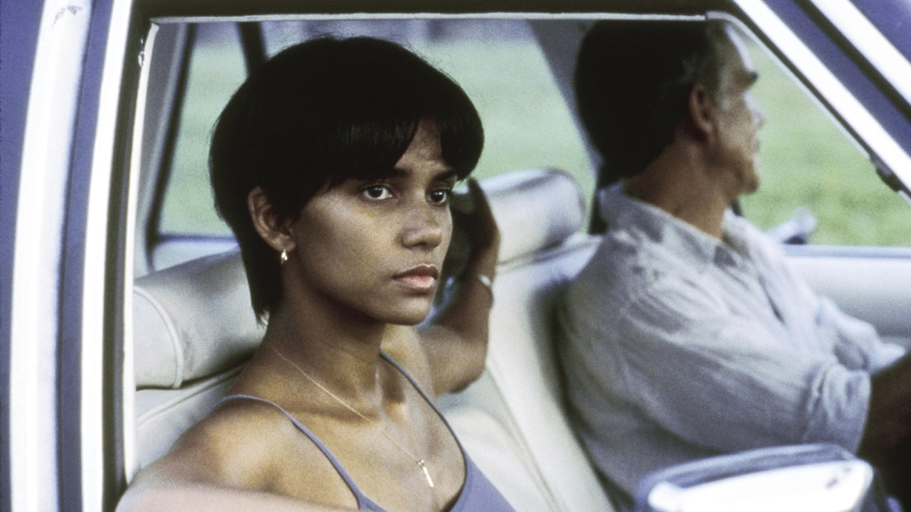 Halle Berry noemt haar favoriete tegenspeler: "Je wordt gewoon verliefd op wie ze is"