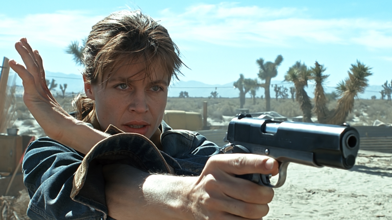 Linda Hamilton wordt nog steeds achtervolgd door 'The Terminator': "Niet comfortabel"