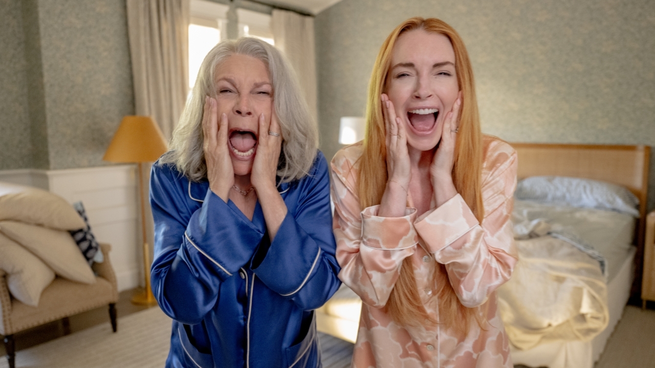 'Freakier Friday'-video van Jamie Lee Curtis gaat viraal: "Dit leidt behoorlijk af..."