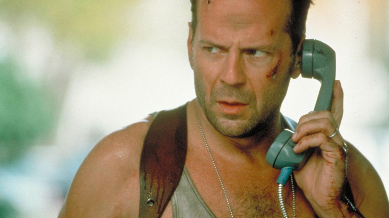 'Die Hard' en 'Pulp Fiction'-ster Bruce Willis verblijft nu in verzorgingshuis: Zijn vrouw reageert op kritiek