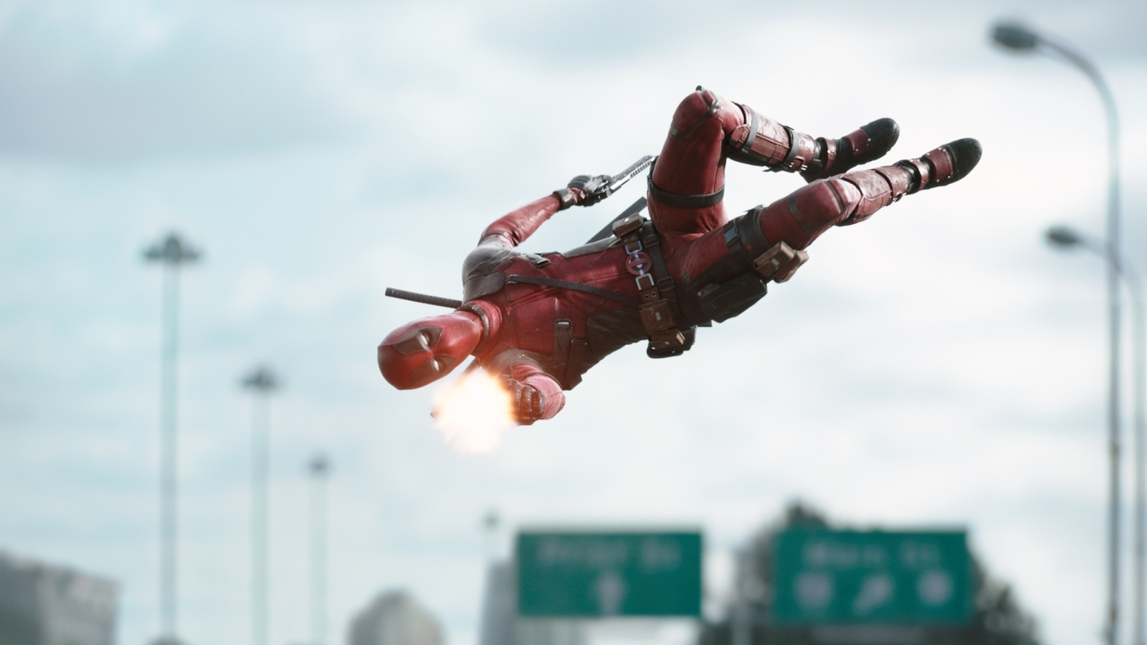 "Dit kan strafbaar zijn": Ryan Reynolds onthult wie de 'Deadpool'-video lekte in 2014