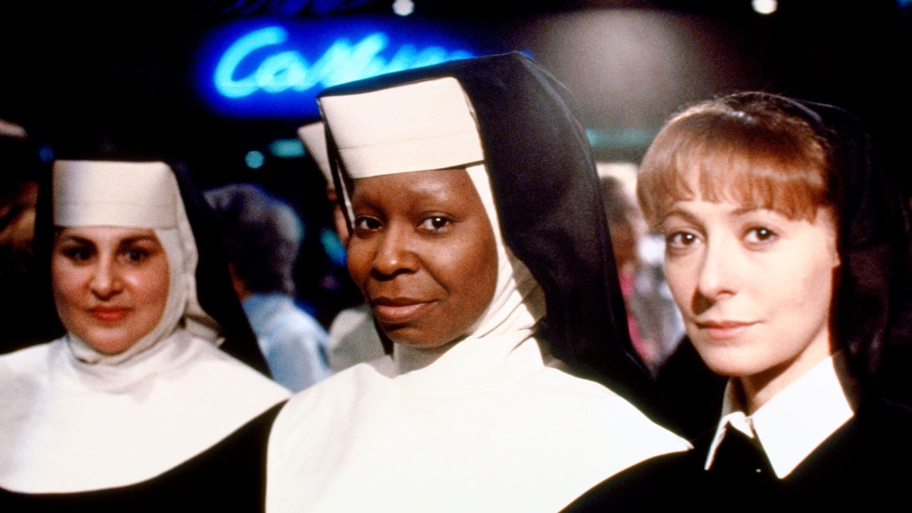 "Ze moet ontslagen worden": knuffelactrice Whoopi Goldberg opeens onder vuur