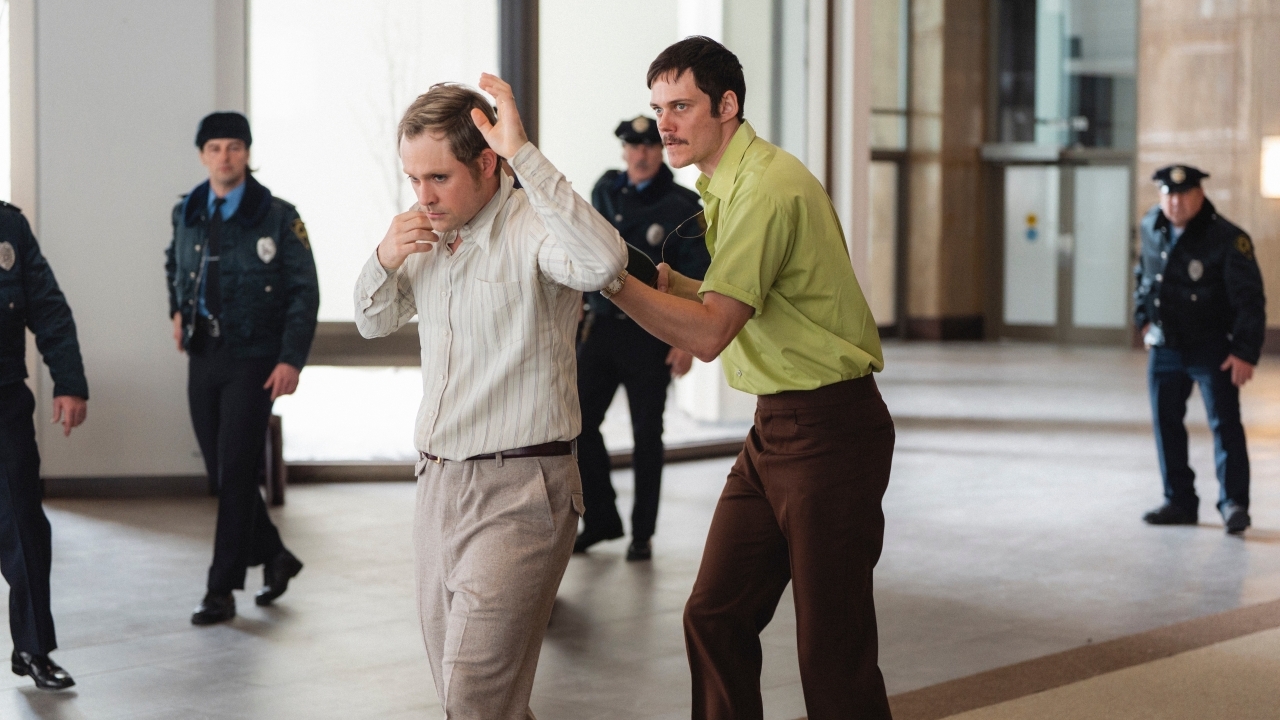 100% Rotten Tomatoes film 'Dead Man's Wire' krijgt eerste zenuwslopende trailer