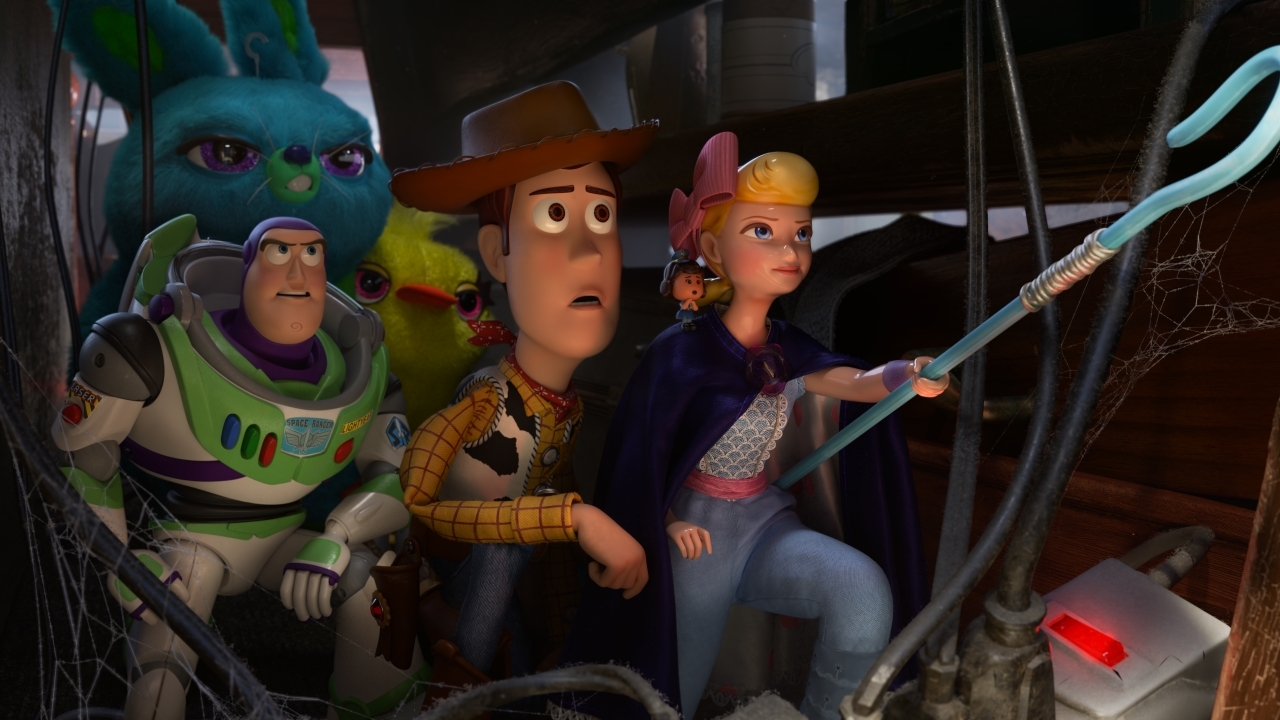 Tim Allen verklapt zomaar een scène uit 'Toy Story 5': "Er zijn er wel 100"