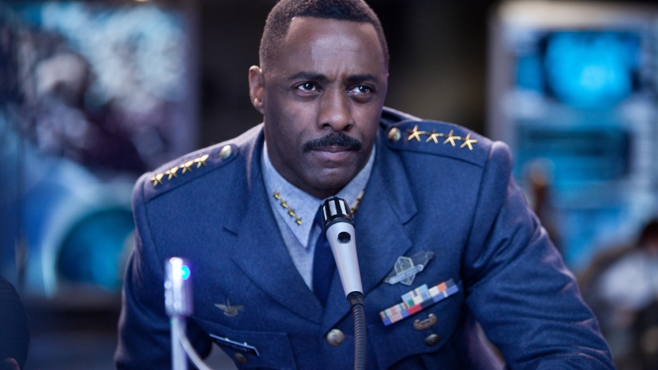 Deze thrillerreeks met Idris Elba veroverde Netflix, en nu komt er een nieuwe film