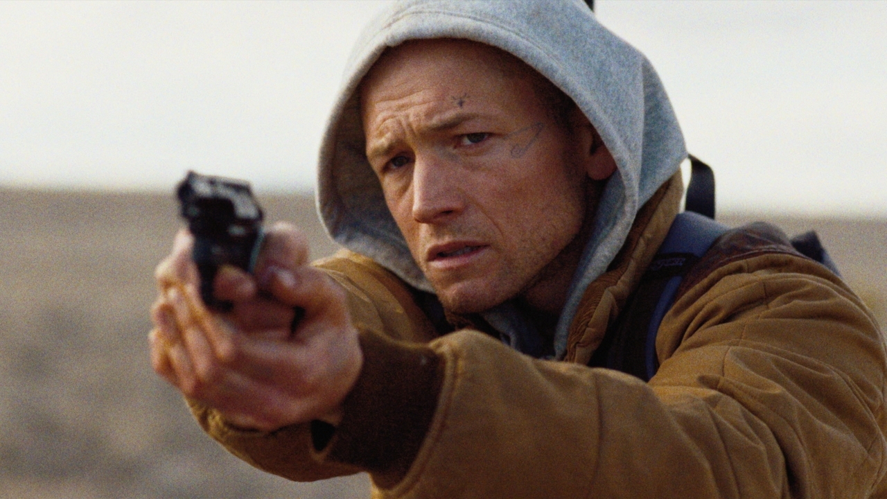 Trailer 'She Rides Shotgun': keiharde misdaadfilm met Taron Egerton vanaf woensdag op Prime Video