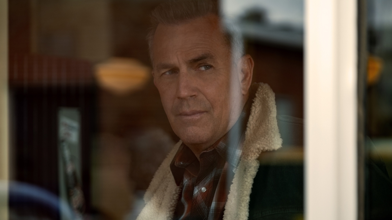 De 70-jarige Kevin Costner lijkt steeds meer op een levende Barbiepop