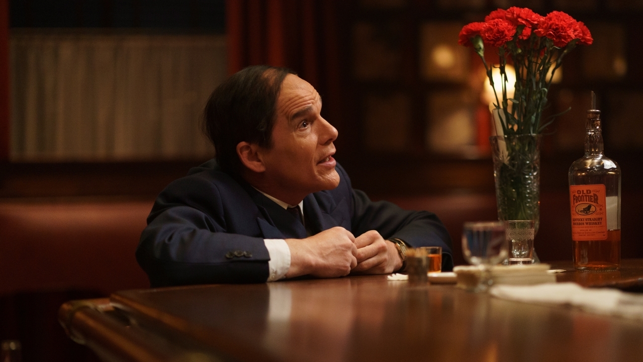 'Blue Moon' met Ethan Hawke verschijnt pas in januari in de bioscoop, maar nu zie je al 10 minuten van de film online