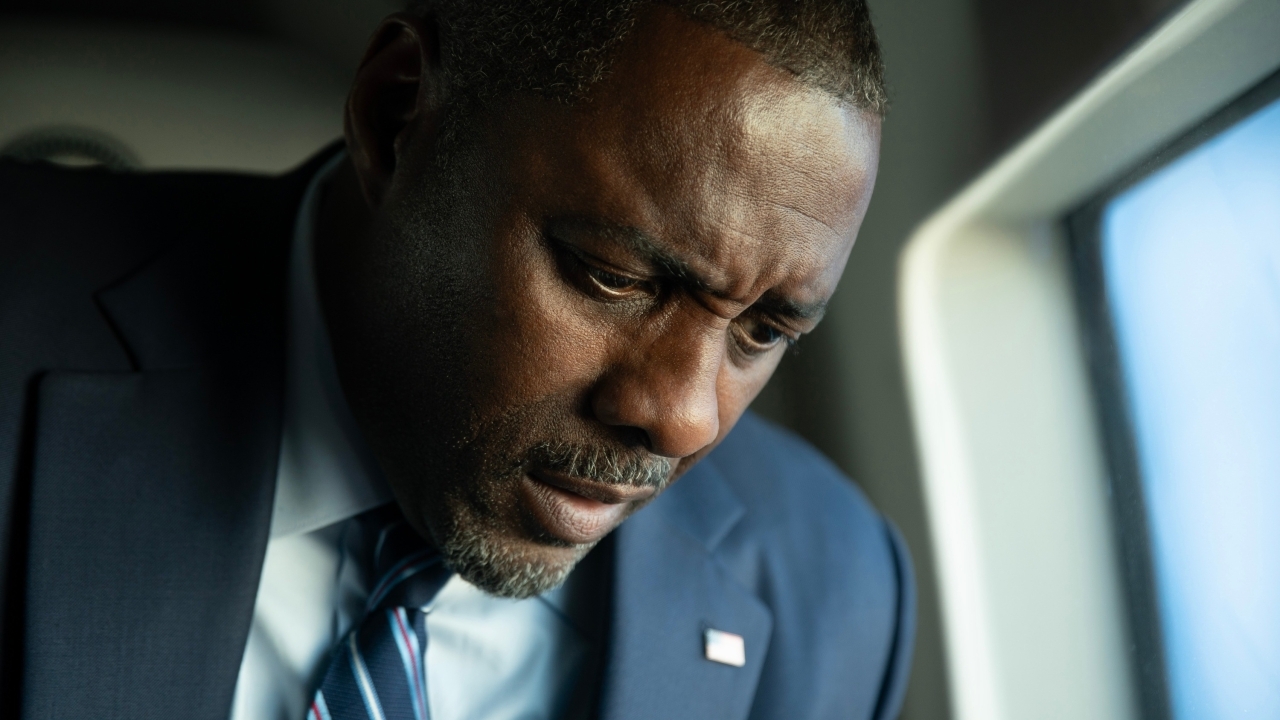 Idris Elba verrast fans met wens om te stoppen met acteren: "Ik wil volledig overstappen"