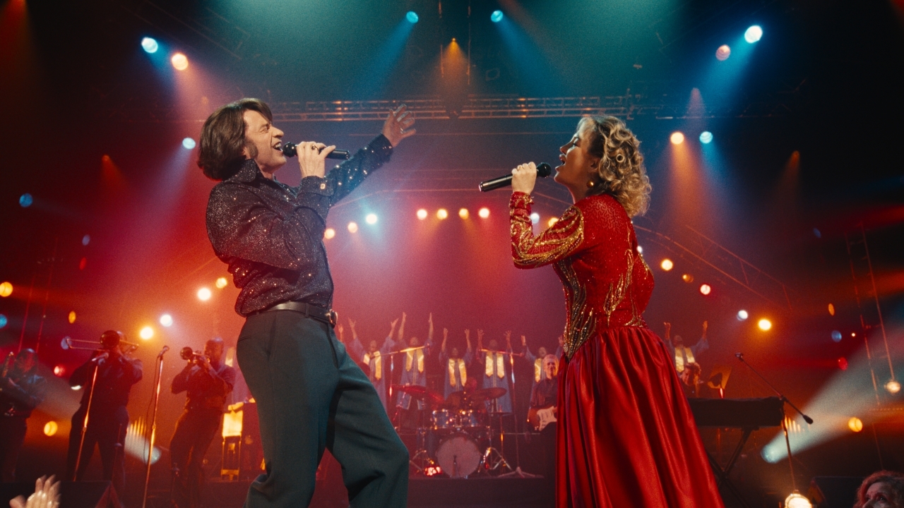 Hugh Jackman en Kate Hudson zetten podia op zijn kop in 'Song Sung Blue'