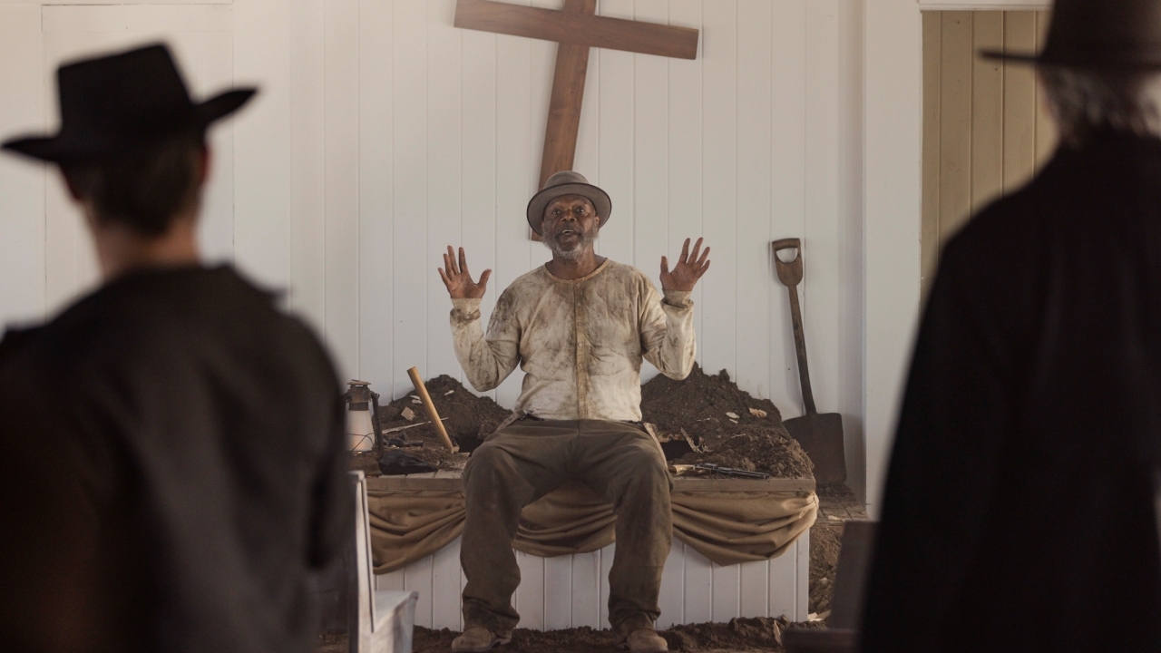 Deze bizarre western heb je waarschijnlijk in 2025 gemist, maar staat gewoon op Prime Video