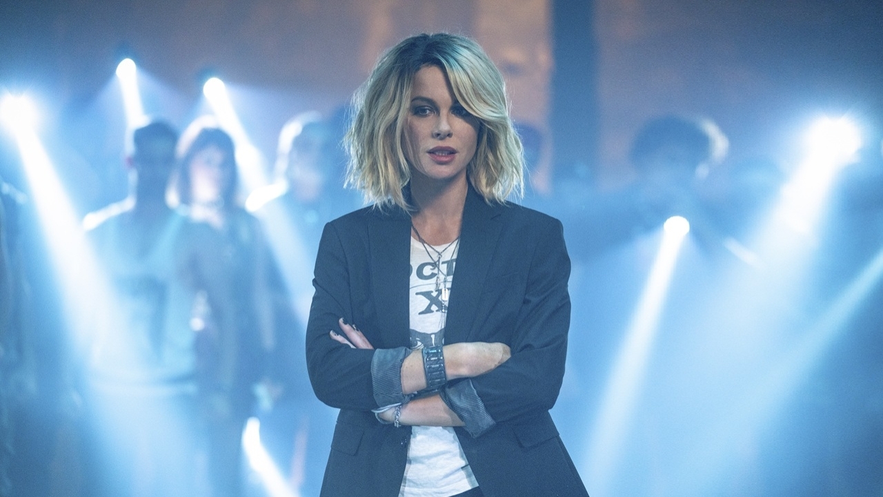 Hollywoodschoonheid wordt vrouwelijke Liam Neeson in 'Taken'-kloon 'The Savior'