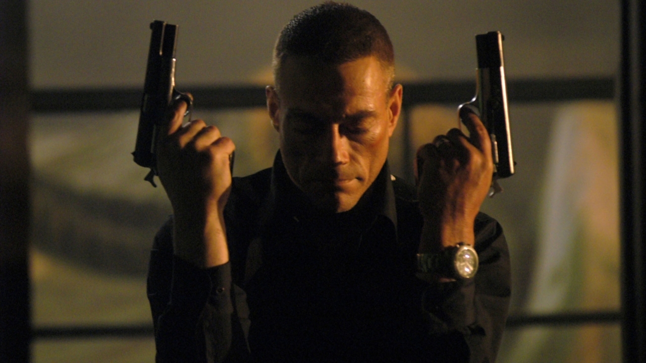 Vanavond op televisie gaat Jean-Claude Van Damme echt ouderwets los!