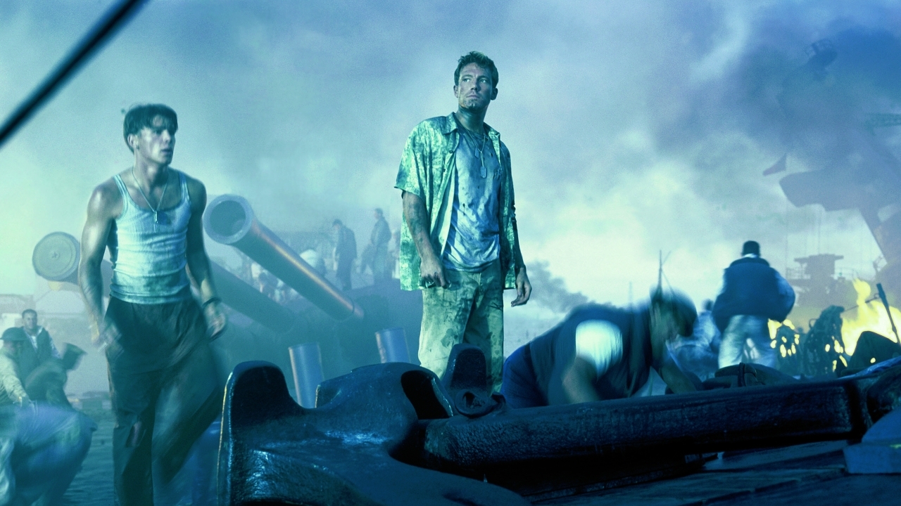 Hij kon de nieuwe Batman worden, maar na een uit de hand gelopen avondje met zijn tegenspeelster was hij niet meer welkom bij de grote studio's