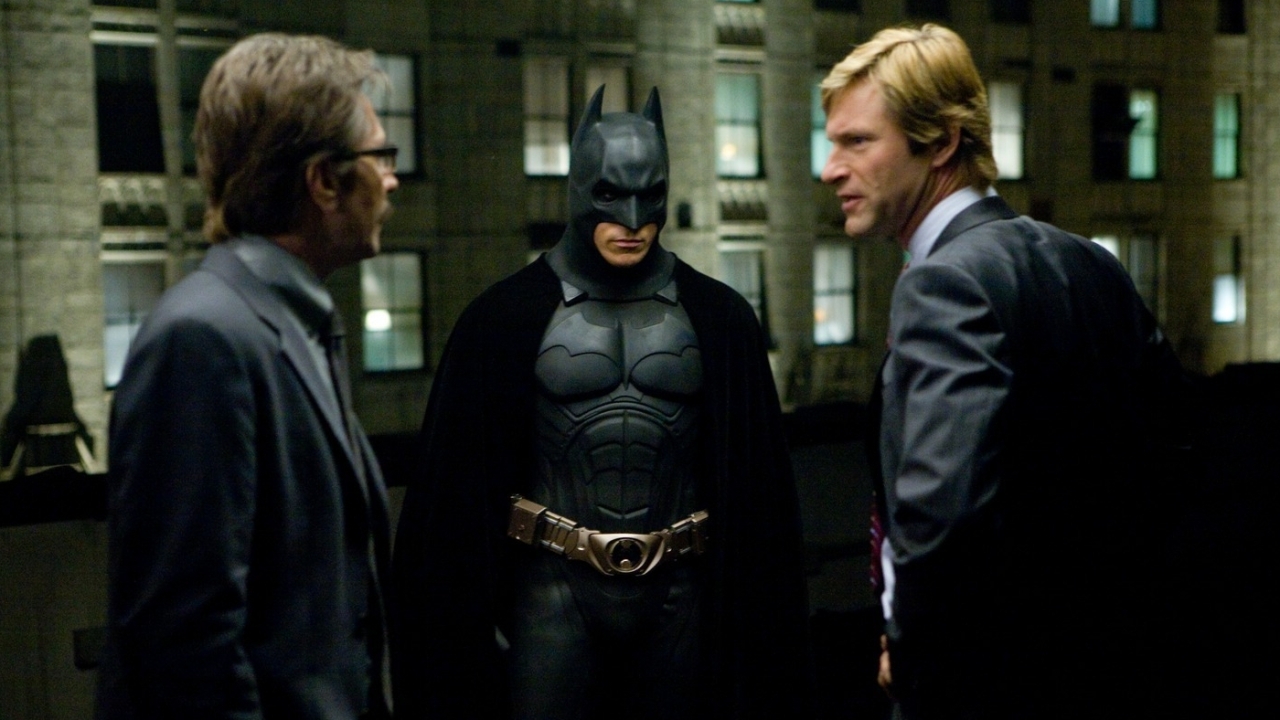 De beste zin uit 'The Dark Knight' is niet geschreven door Christopher Nolan, en dat stoort hem nog steeds