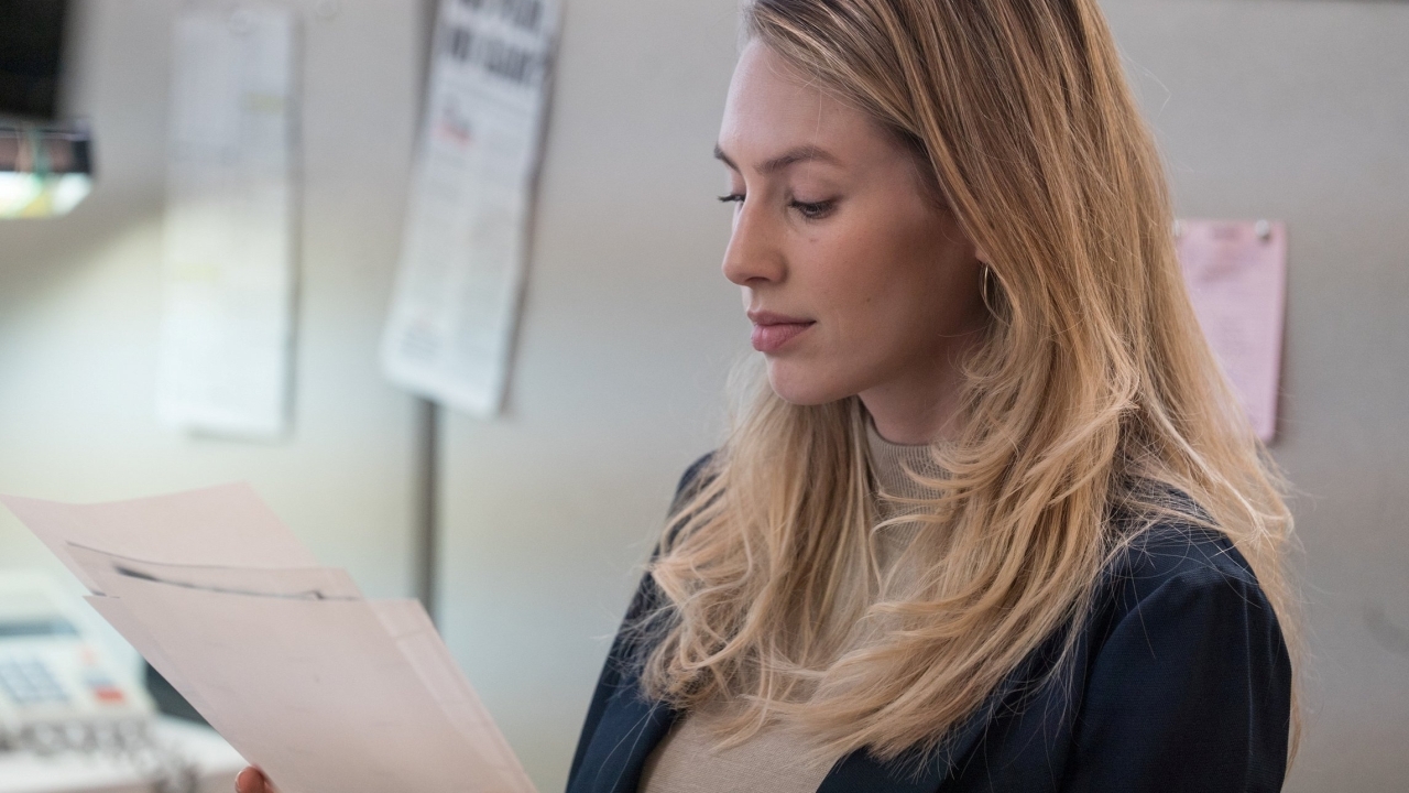 Dylan Penn, de dochter van Sean Penn en Robin Wright, treedt uit de schaduw van Hollywood