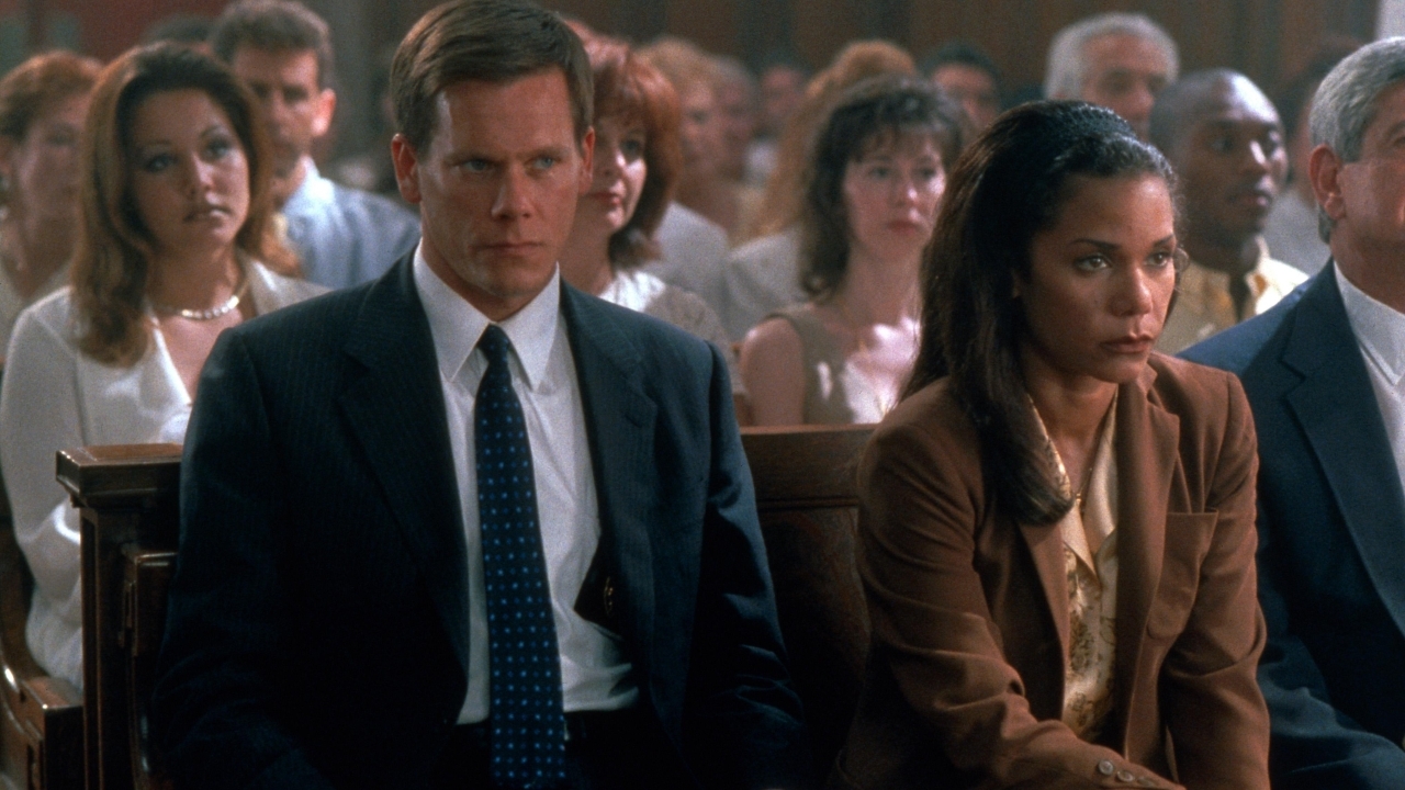 Kevin Bacon blikt terug op de meest lugubere filmdag van zijn leven: "Er dreef een lijk in het water"