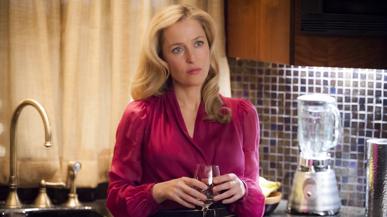 Gillian Anderson over de pikante scène die haar blijft achtervolgen: "Mensen blijven erover beginnen"