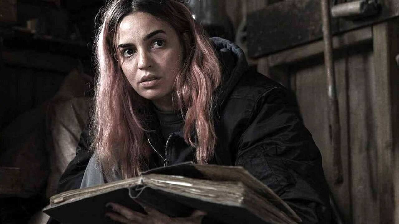 Gruwelijke nieuwe 'Evil Dead Burn'-trailer is de beste tot nu toe en niet voor tere zieltjes