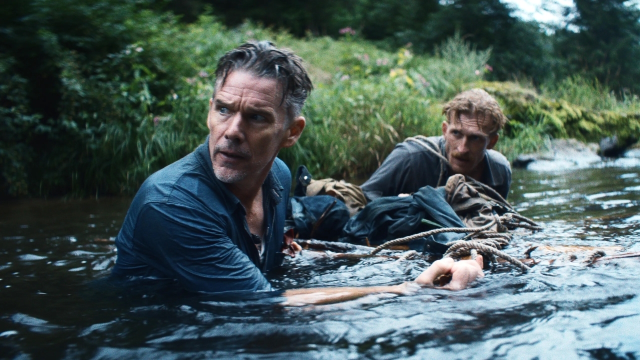 Goudsmokkelaars Russell Crowe en Ethan Hawke in actie in de historische thriller 'The Weight'