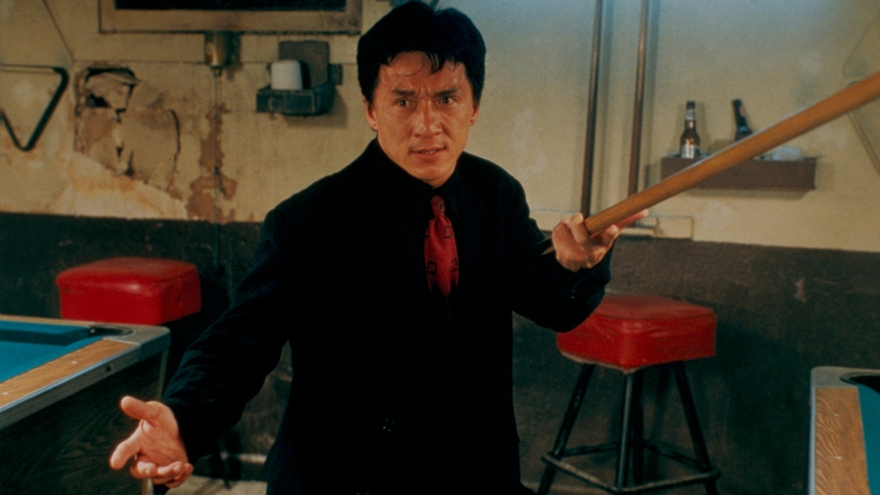 Jackie Chan gebruikt bepaalde bewegingen in bijna iedere film, maar daar zit een slimme reden achter