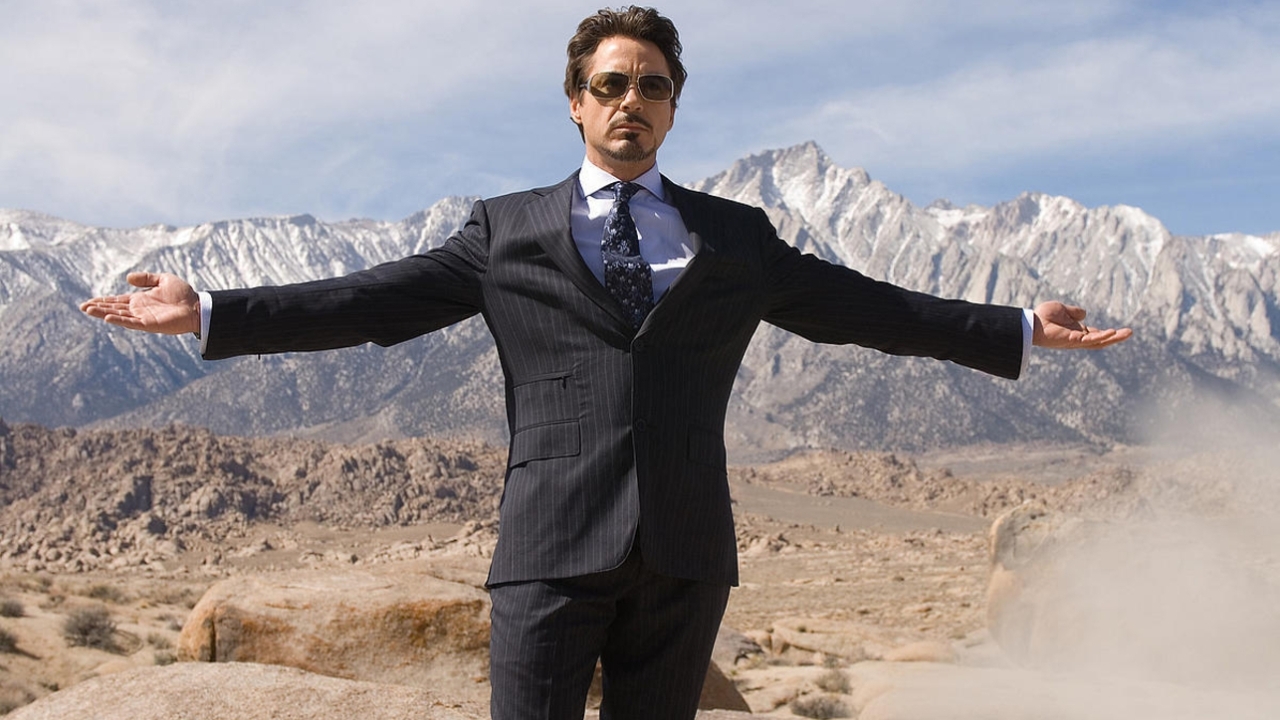 Sinds zijn rol in de Marvel-films valt moeilijk te ontkennen dat hij in andere films opvallend veel op Tony Stark lijkt