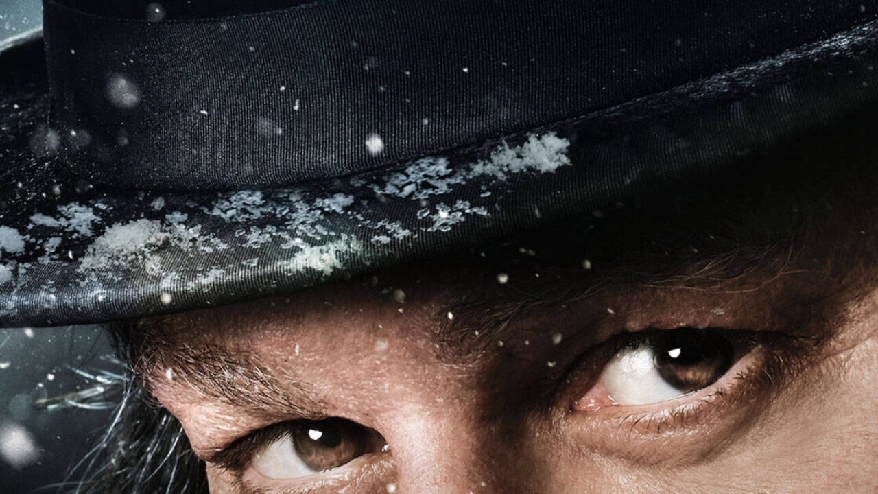 Johnny Depp maakt zijn langverwachte comeback in eerste trailer kerstfilm 'Ebenezer'