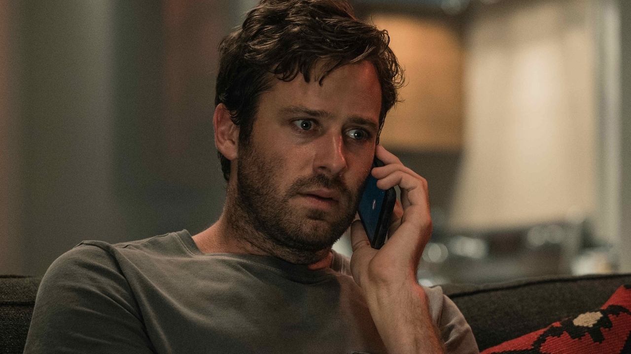 In ongenade gevallen Armie Hammer zit in verslavingskliniek