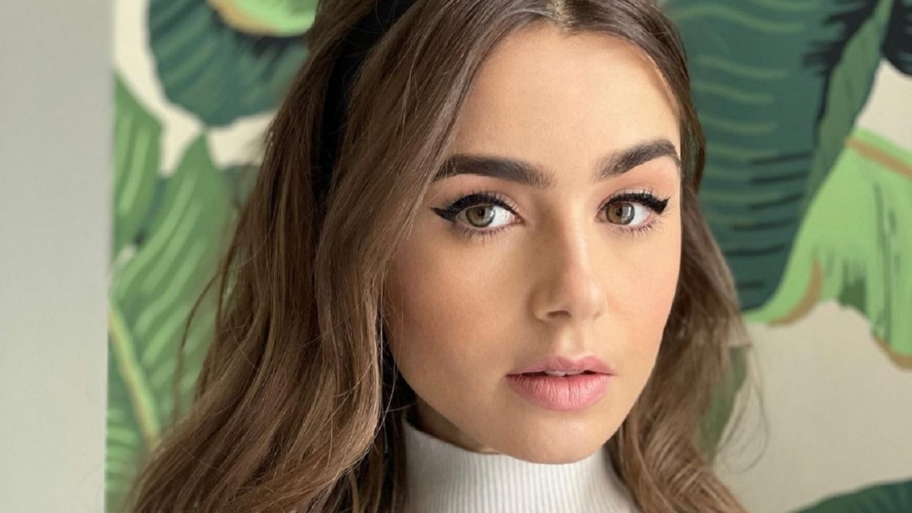 Mooie Lily Collins is weer zeer verleidelijk op Instagram